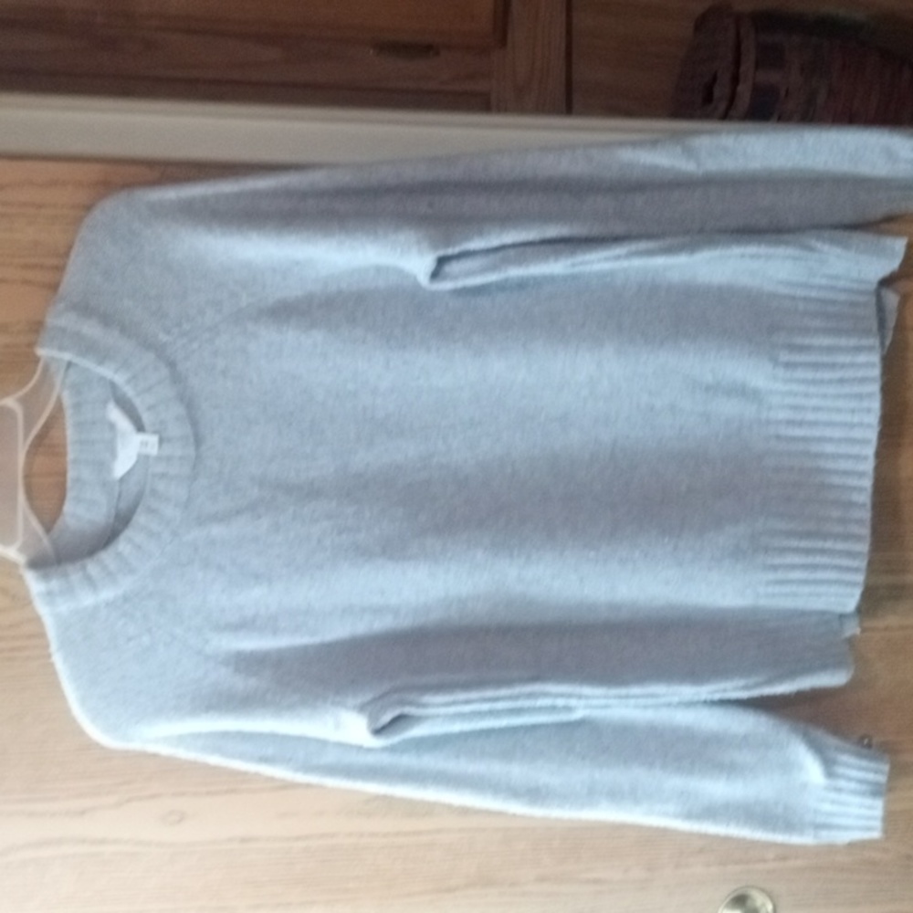 Woman's sweater